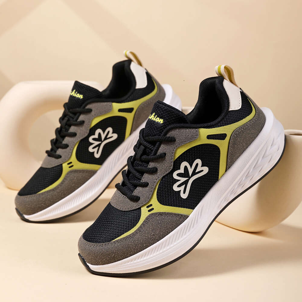 2024 New Casual Soft Sole anti-skid Mesh Shoes Women's Sports Breathable Walking Style Sneakers