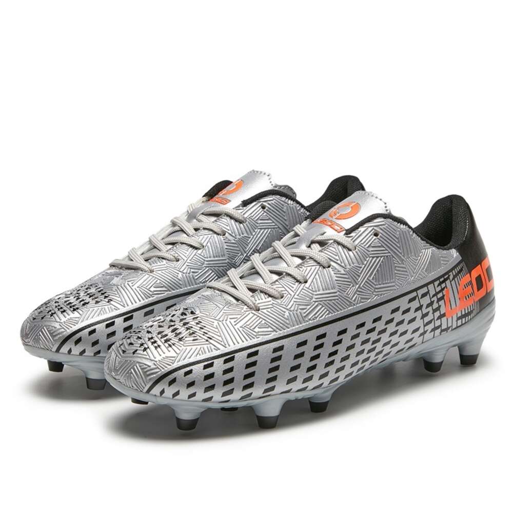 Wholesale FG Professional spike outdoor sports training football shoes