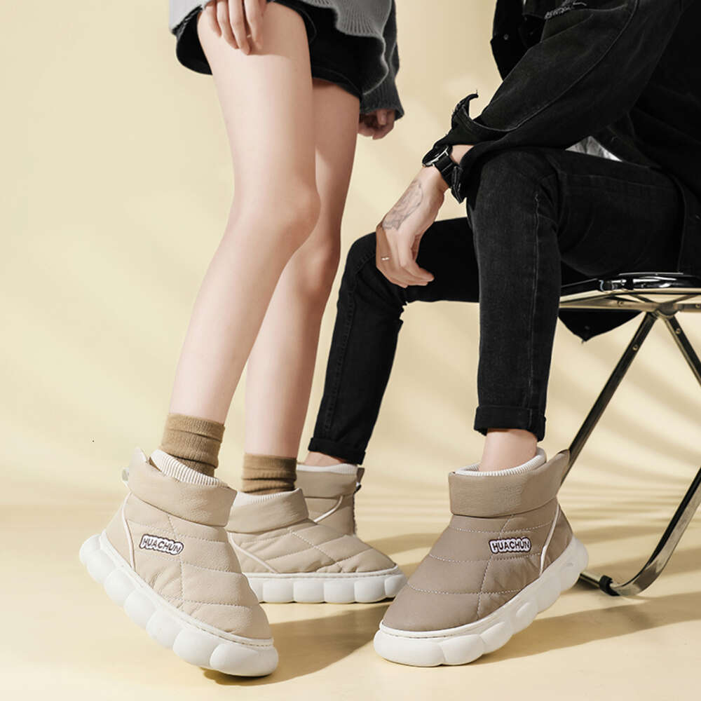 New design plus men's and women's snow boots winter outdoor hot sale of non-slip sports cotton shoes