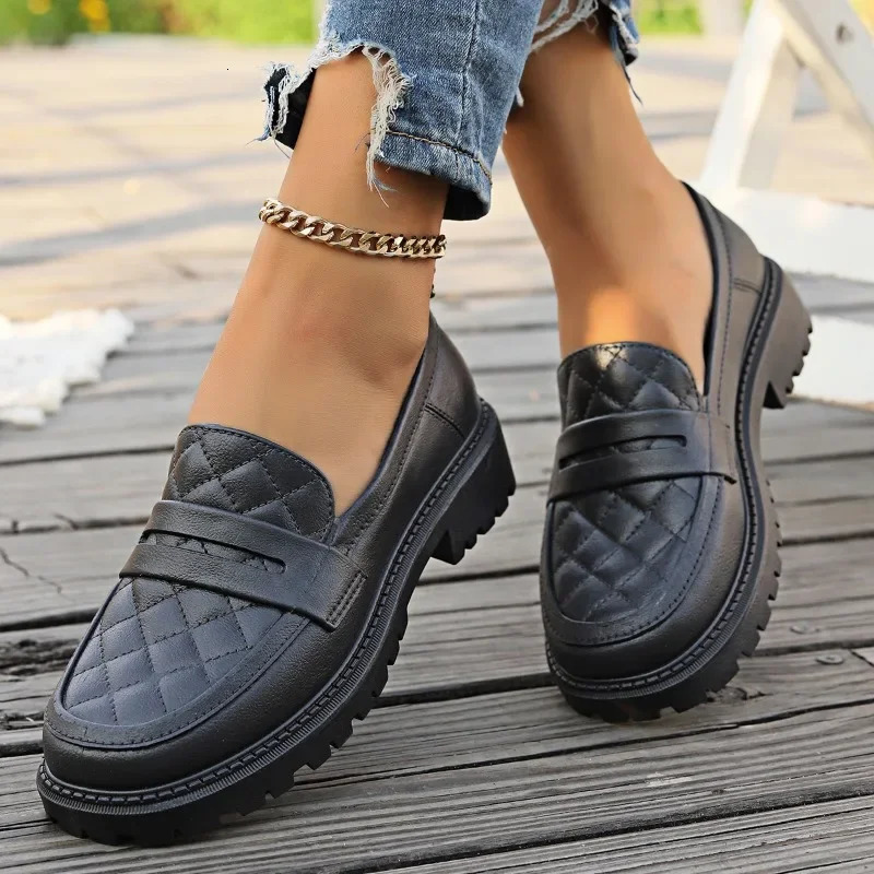 Loafers Classic Round Flat Head Autumn 2024 Casual Solid Color Light Sliding Mouth Womens Shoes 241106