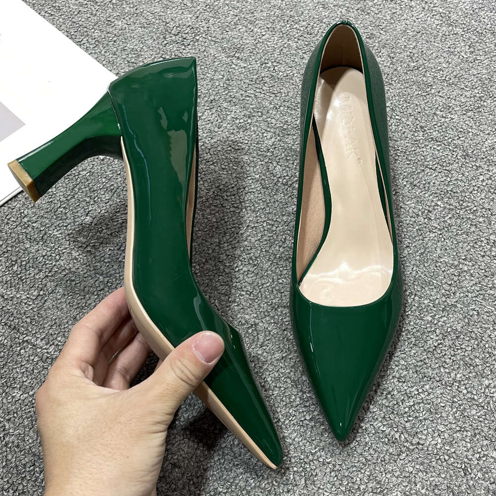 Hot Sale 2022 White Black Red Gold High Heels Shoes Women Fashion Pointed Toe Office Party Work Dress Pumps Big Size 34-43 E0000