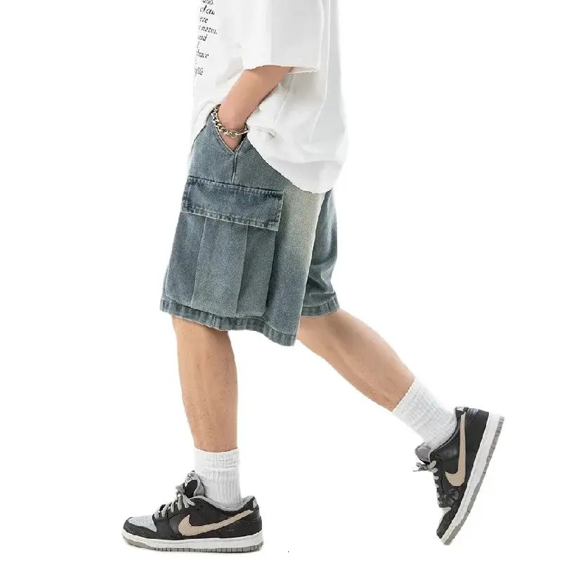 2024 Summer Mens Cargo Jean Shorts Korean Street fashion large pocket Denim Knee Length Wide Leg Y2K Clothing 240601