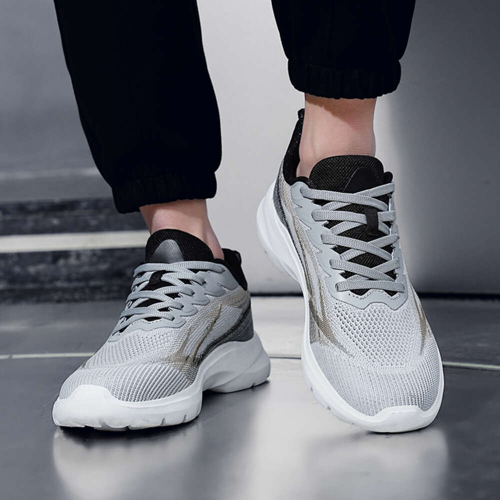 2024 New Outdoor Fashion Sneakers Comfortable Synthetic Walking Summer Lightweight Breathable Men Casual Running Shoes
