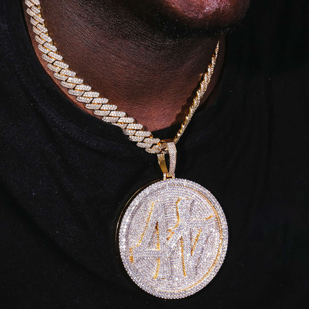 Luxury Style Iced Out Hip Hop Custom Chain Pendant 925 Silver Moissanite Round Jewelry S925 Pendant Charms for Necklace