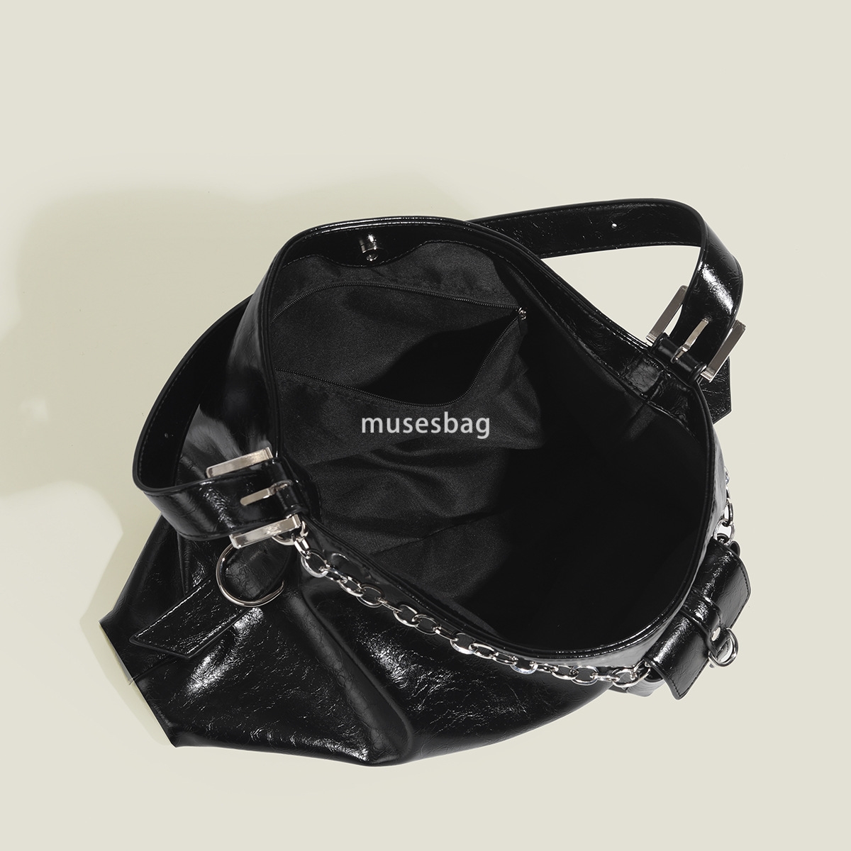 High quality spring/summer new minimalist underarm bag with large capacity casual and versatile fashion headphone bag commuting single shoulder tote b