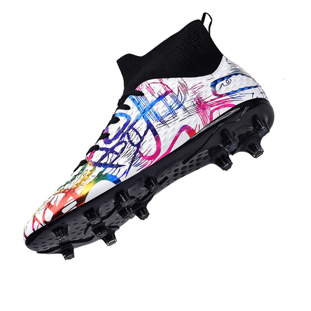 New long spike Fashionable low top football grass training shoes