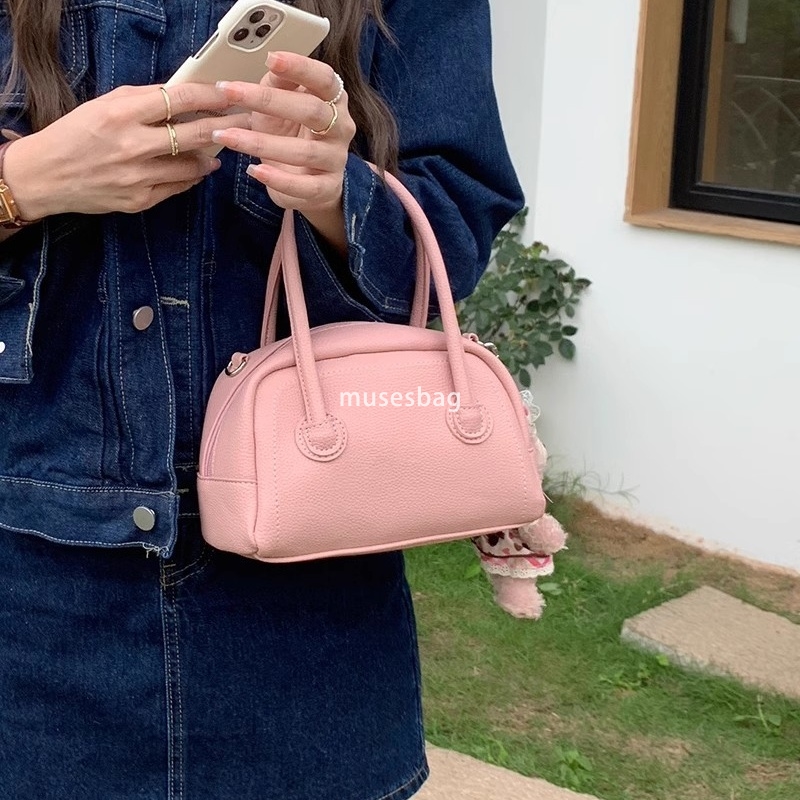 High quality niche design Korean version large capacity pillow bag for women's new high-end and versatile commuting carrying crossbody bag