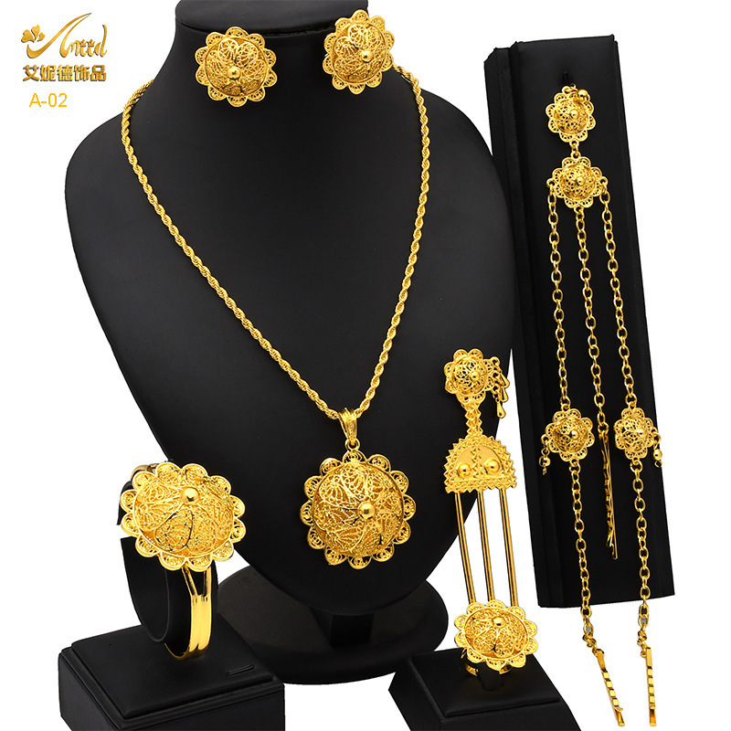 New Dubai 24K Gold Jewelry Set Bride Necklace Earring Ring Bracelet Hairpin Head Chain Six Piece Set 230725