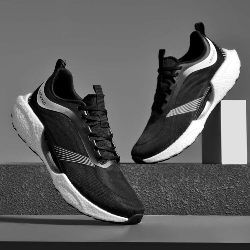 Selling waterproof running custom light sports foe men casual men's walking shoes