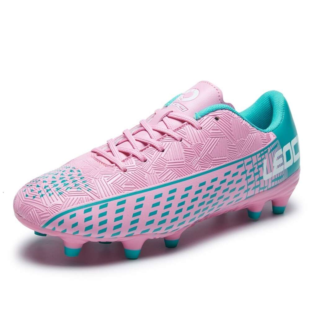 Wholesale FG Professional spike outdoor sports training football shoes