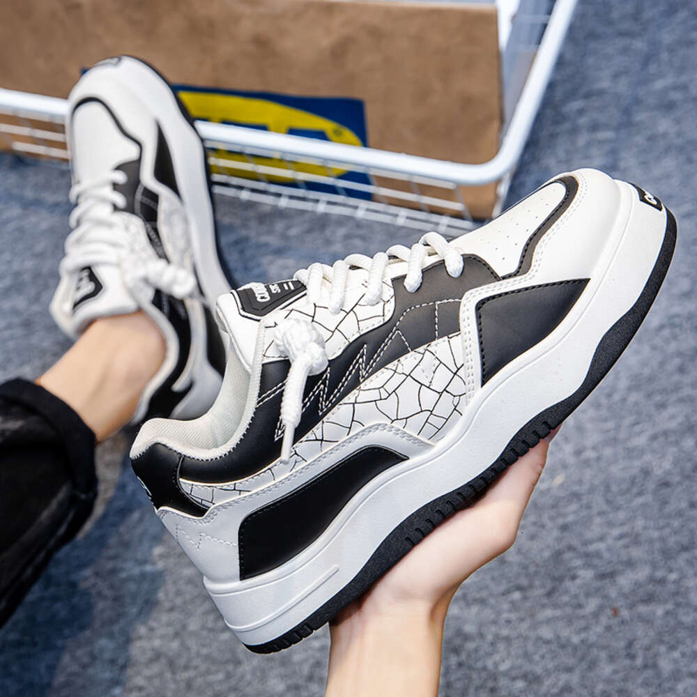 2024 new fashion low-top casual rubber non-slip daily walking style shoes men's sneakers