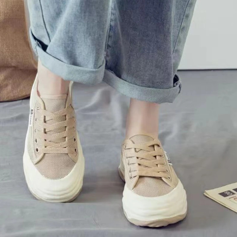 Summer Korea Version Breathable Canvas Shoes Casual Mesh Womens Shoes Fashionable Full Matching Light Sports Shoes Platform Shoes 240611
