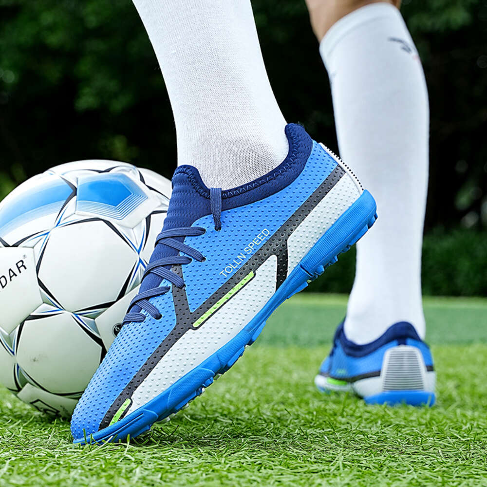 Football For Men Tf Soccer Women Spikes Short Nails And Wear-resistant Training Shoes