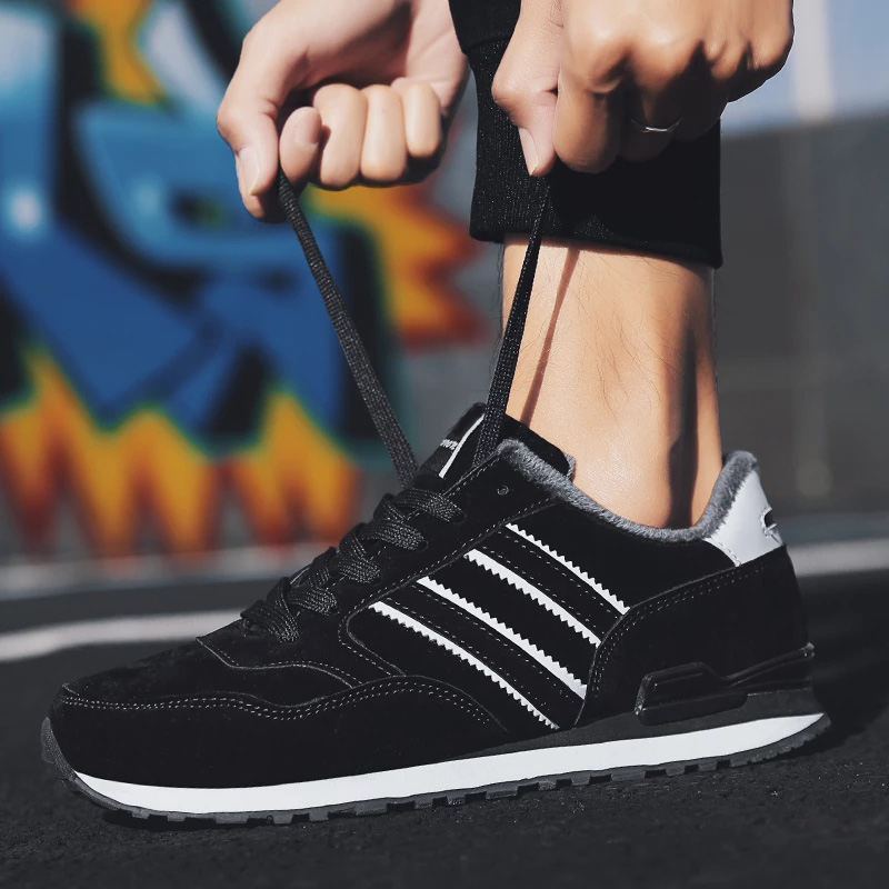 Classic Men Shoes Retro Light Suede Running Shoes Breathable Men Sneakers Damping Jogging Sport Shoes for Women Trainer
