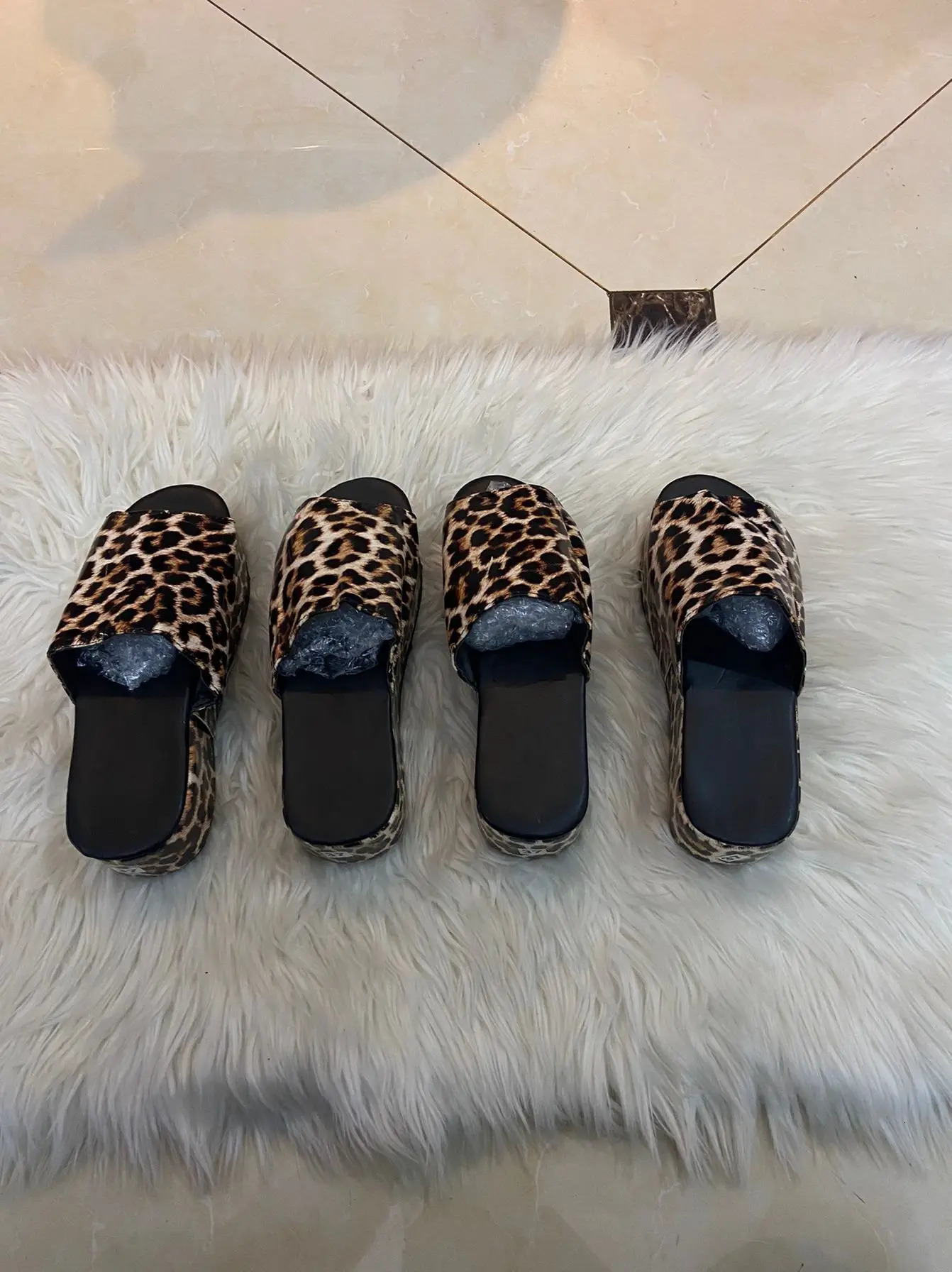 Womens Summer High Heels Smooth Beach Waterproof Platform Durable Sandals Outdoor Flip MS Slide 240611