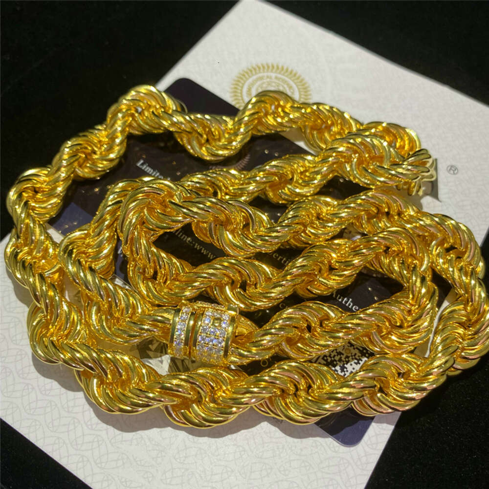 Drop Shipping Hip Hop Necklace Iced Out Moissanite Lock 925 Sterling Silver Rope Chain Diamond Gold Plated Cuban Link