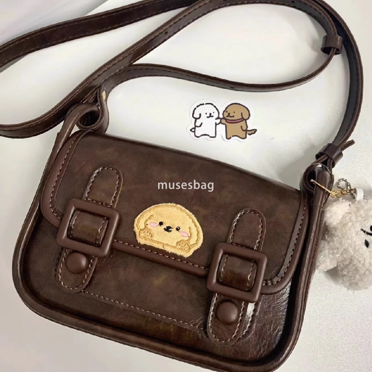 Retro Cambridge Bag Women's New Underarm Small Square Bag with High Quality and Popular Popularity Versatile One Shoulder Diagonal Straddle Bag