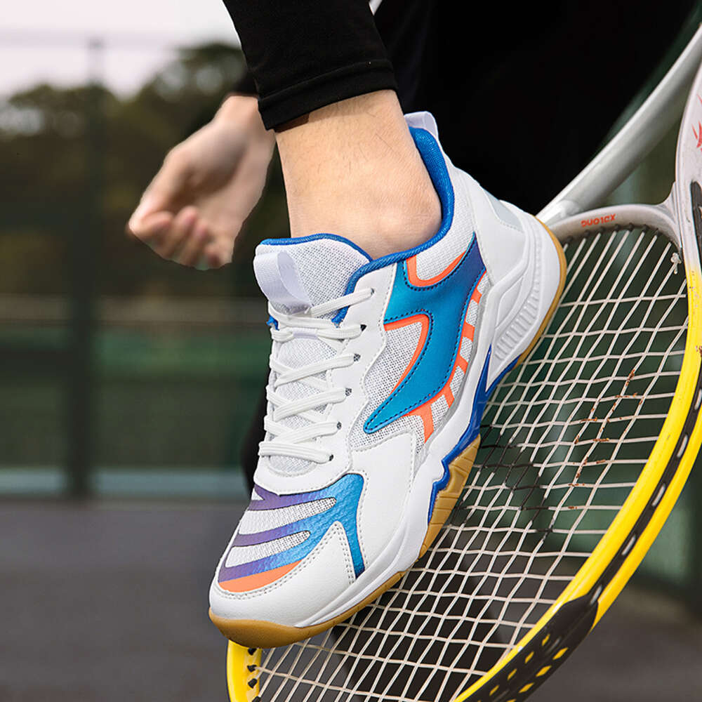 Indoor gym latest custom lightweight non-slip tennis shoes