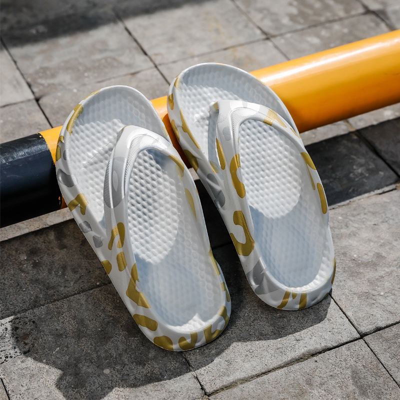 2023 High Quatily Men's Slides Slippers Outdoor Summer Flip Flops Man Indoor Cloud Slipper EVA House Shoes Women Beach Sandals