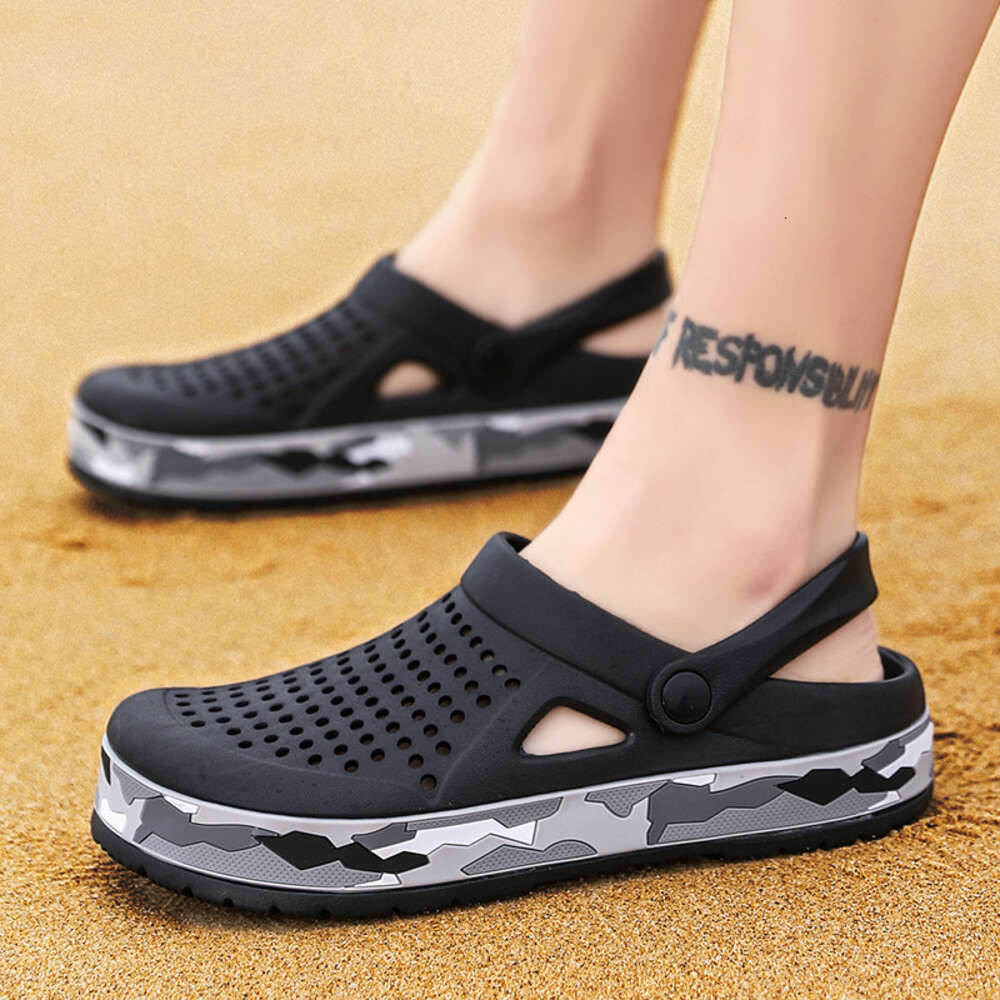 Hot selling summer men's beach custom outdoor EVA sandals breathable Cross garden shoes