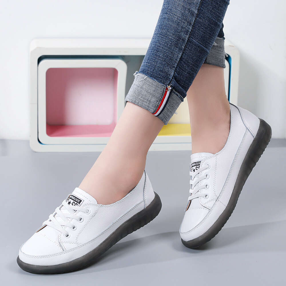 New leather single women sports casual flat soft soles comfortable lace-up women's shoes all fashion students hurenlakeshoes