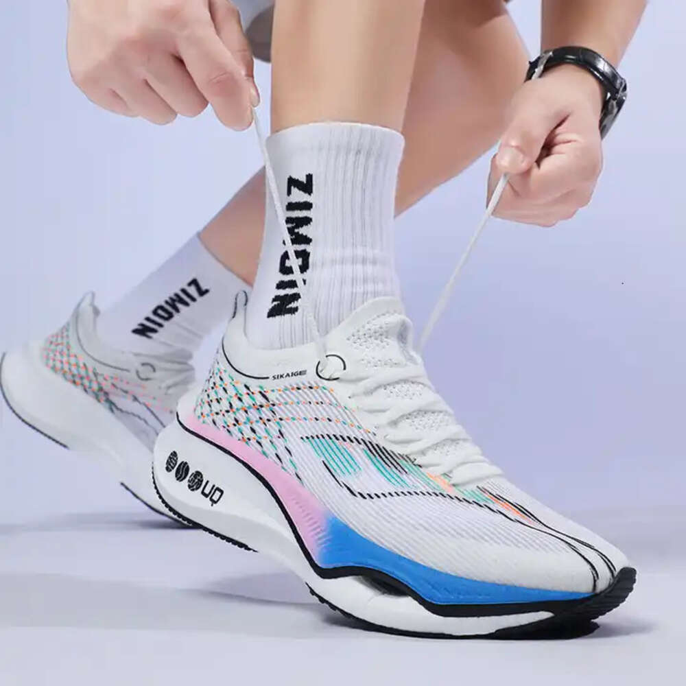 New Quality Zapatos para correr Customized Couple High elastic soft sole running shoes men