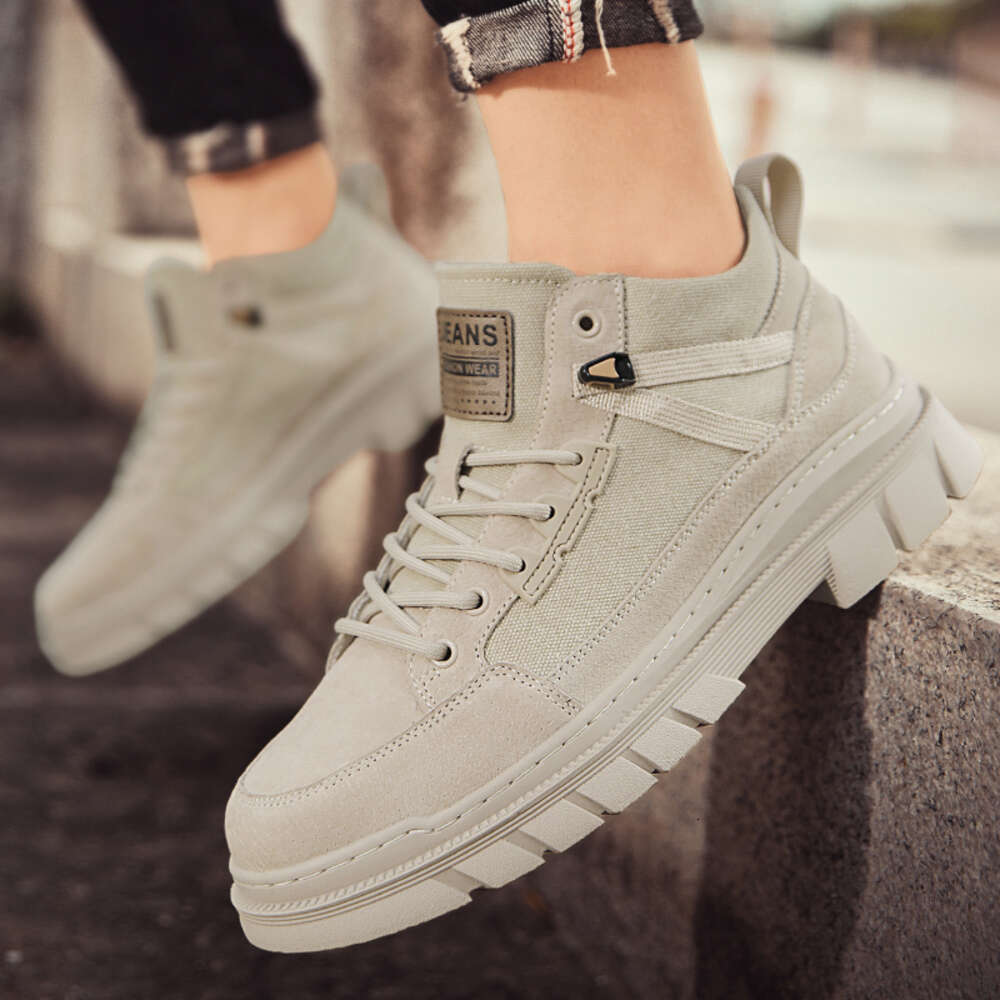 Our direct sales help men's autumn and winter non-slip walking burst lace-up casual shoes