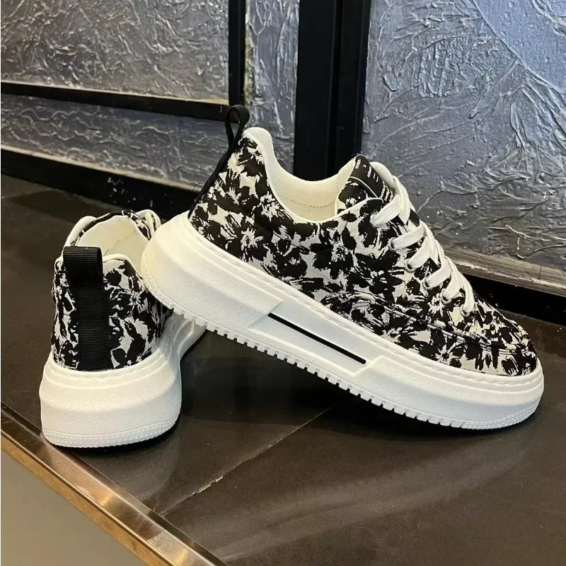 Leisure Mens Shoes with Spring/autumn Fabric Surface Breathable Versatile Flat Bottomed Non Slip Board Shoes Sports Mans Shoe 240611