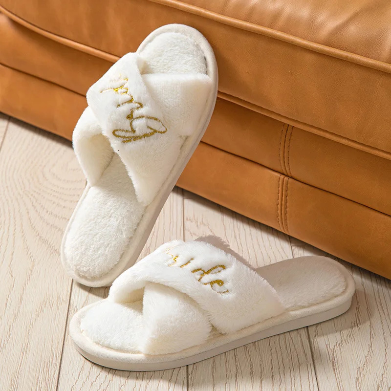 Embroidered Fur Slippers Wedding Bride Furry Fluffy Slippers for Women 240612