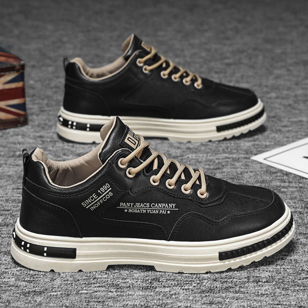 Hot selling flat bottomed casual with lace up PU leather board for men's slow walking style small white shoes