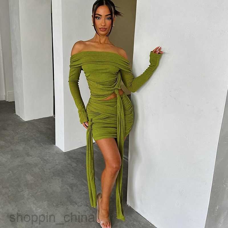 Basic Casual Dresses women's sexy layered one line collar long sleeved short patchwork ribbon pleated short skirt set