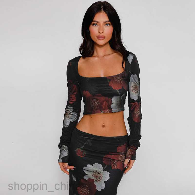 Two Piece Dress Sets New fashion bouquet long sleeved printed top slim fit temperament buttocks wrapped long skirt set