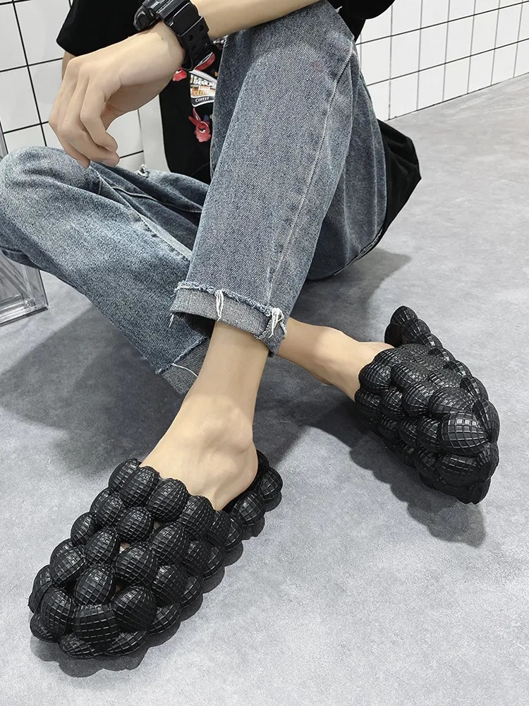 Summer Personality Bubble Slides Fashion Slippers Home Massage Bottom for Men Sandals Slide Mens Flip Flops Beach 240613