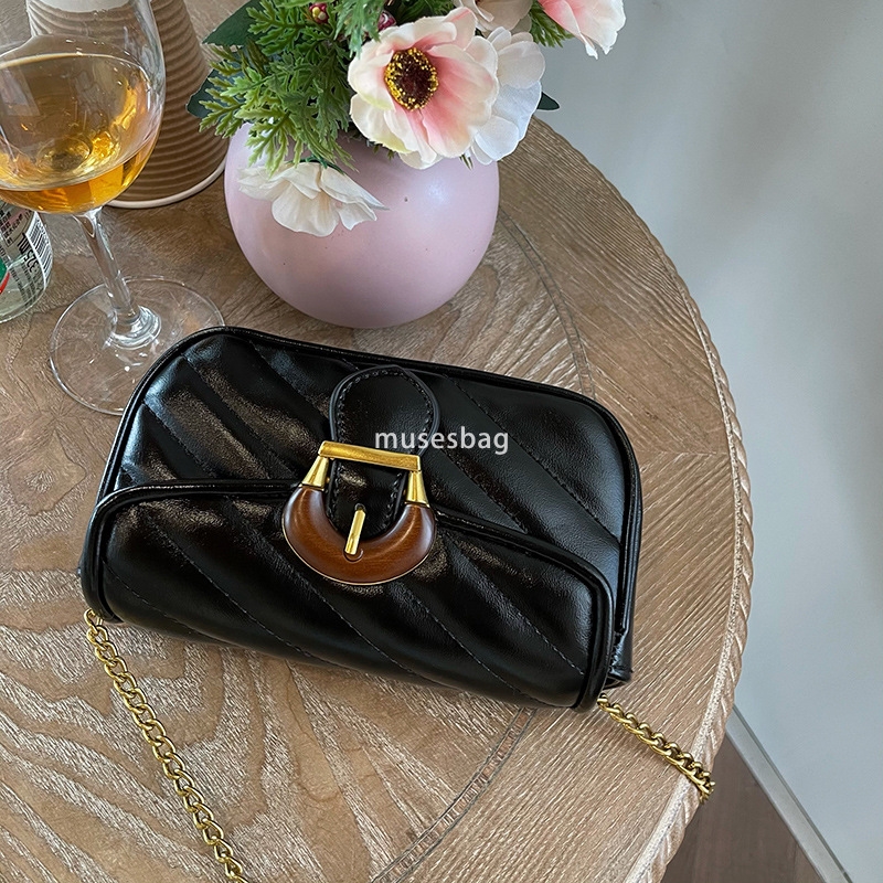Xiaoxiangfeng Embroidered Thread Chain Texture High Grade Crossbody Small Bag New Small and Versatile One Shoulder Small Square Bag for Women