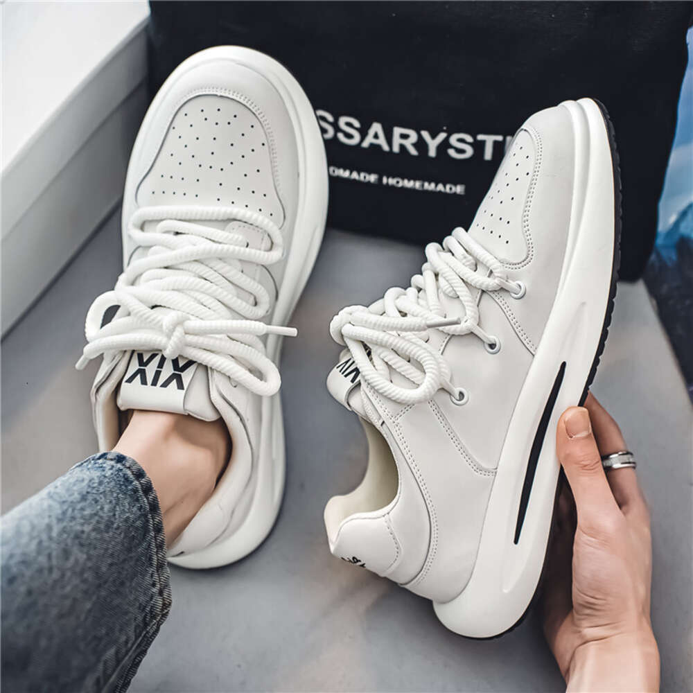 0011 Four Seasons Leisure Sports Men's Shoes at Special Offer Store