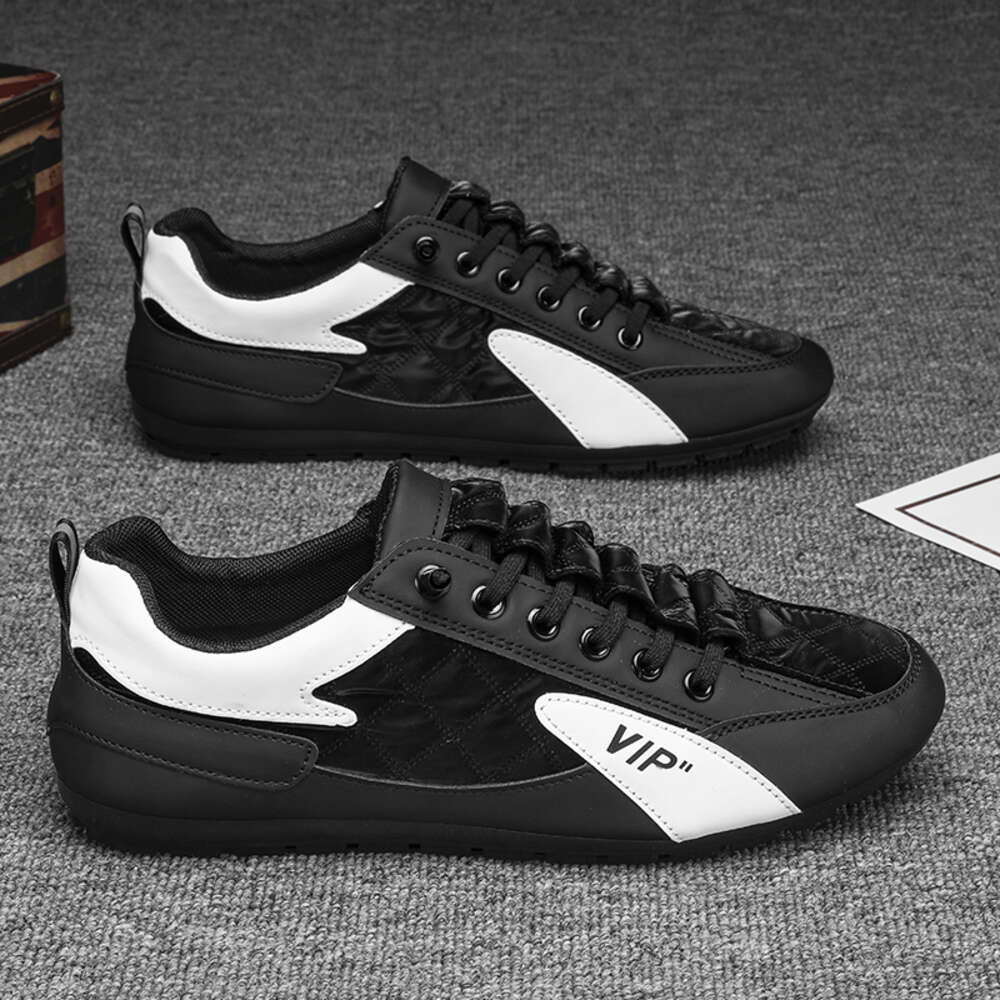 2024 New Product Breathable Running Soft Sole Flat Fashion Anti slip Walking Style Casual Shoes