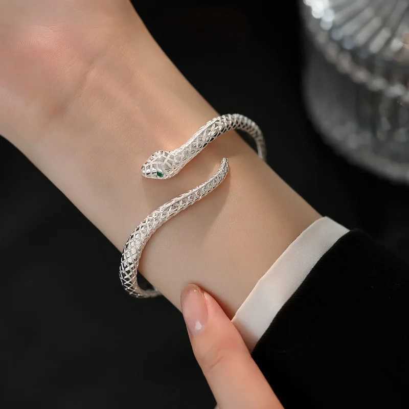 Fine Bracelet Jewellery 925 Silver Plated Snake Shape Charm Adjustable for Birthday Party and 1 Special Occasion Gift High Quality Texture