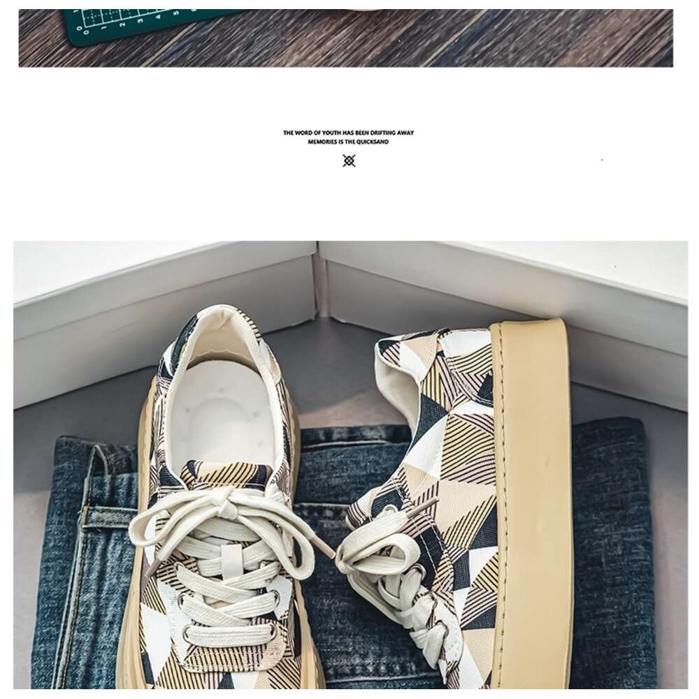 Four Seasons Casual Cloth Men's and Board Shoes at Special Offer Store