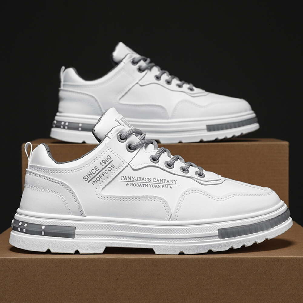 Hot selling flat bottomed casual with lace up PU leather board for men's slow walking style small white shoes