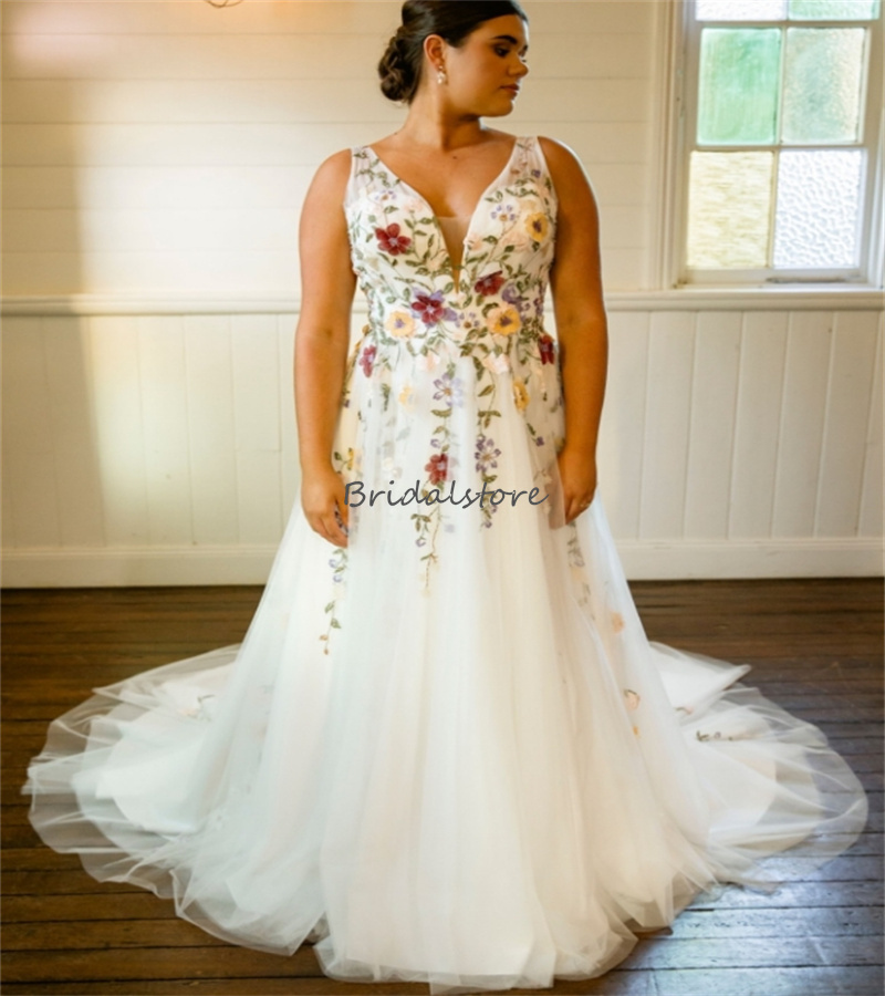 Colorful Floral Appliques Lace Wedding Dresses 2024 Elegant V Neck A Line Tulle Backless Boho Beach Bridal Gowns Fairy Celtic Women Robe De Mariee Garden Vestio Novia