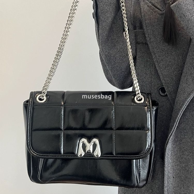Small niche design large capacity soft faced handbag homemade women bag Korean new high-end retro wandering bag oily leather chain shoulder bag