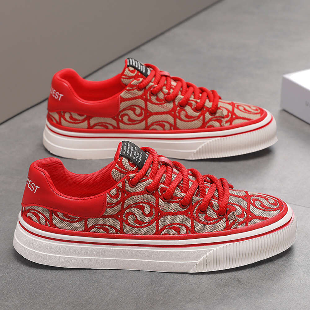 Four Seasons Fabric Casual Men's and Board Shoes at Special Offer Store