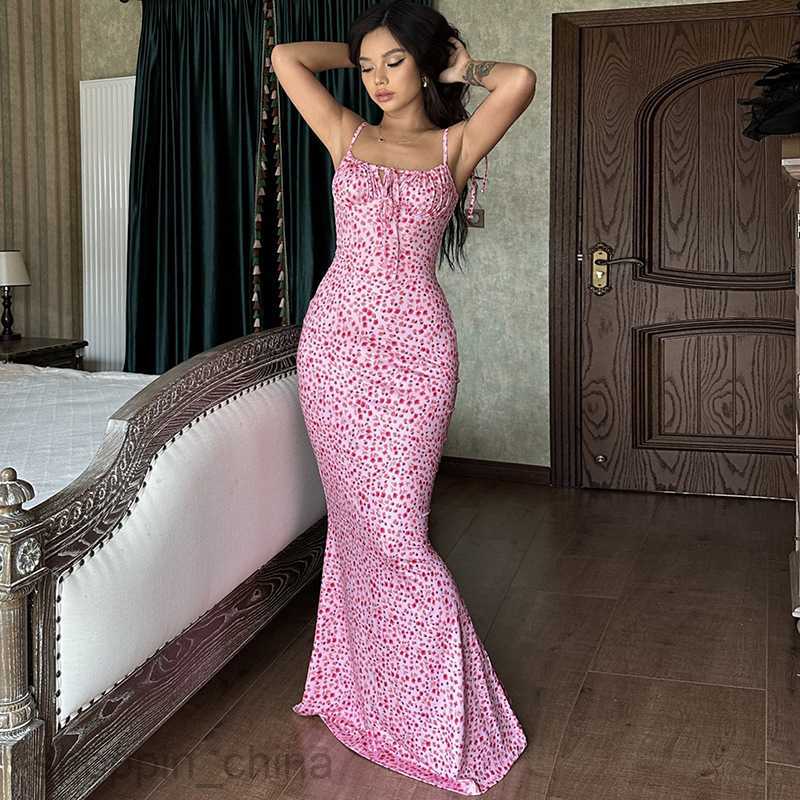 Basic Casual Women Dresses Spring Top New Small Flower Hanging Strap Large Swing Dress Women's Wear