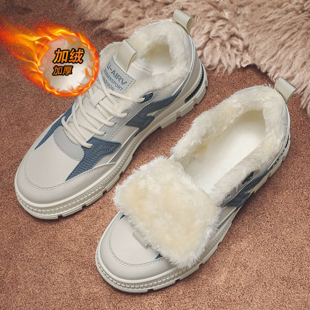 202 Winter low cut leather men's cotton shoes, and boots at a discount store