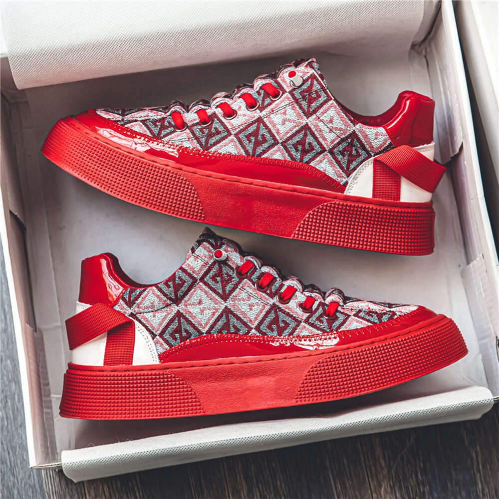 127 Four Seasons Fabric Casual Men's and Board Shoes at Special Offer Store