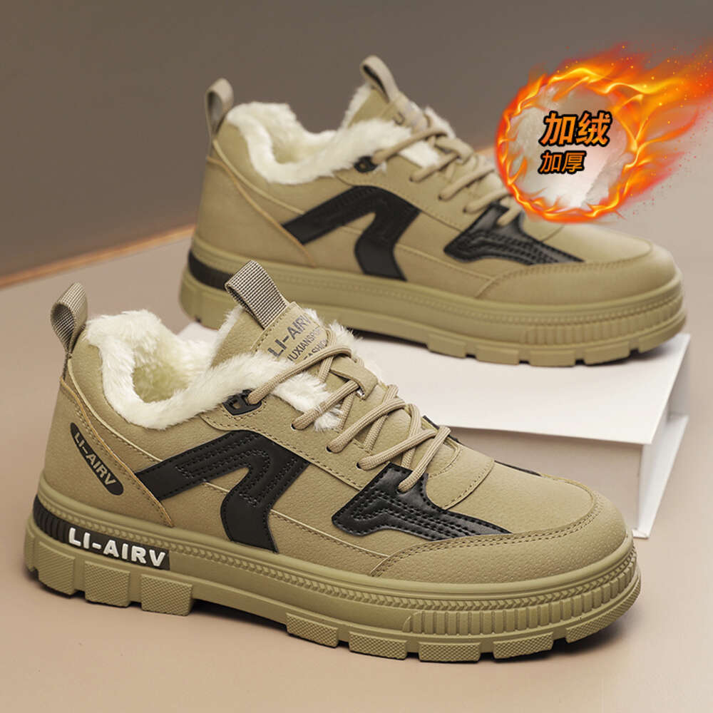 202 Winter low cut leather men's cotton shoes, and boots at a discount store