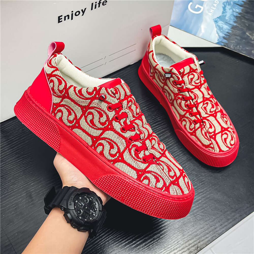 115 Four Seasons Fabric Casual Men's and Board Shoes at Special Offer Store