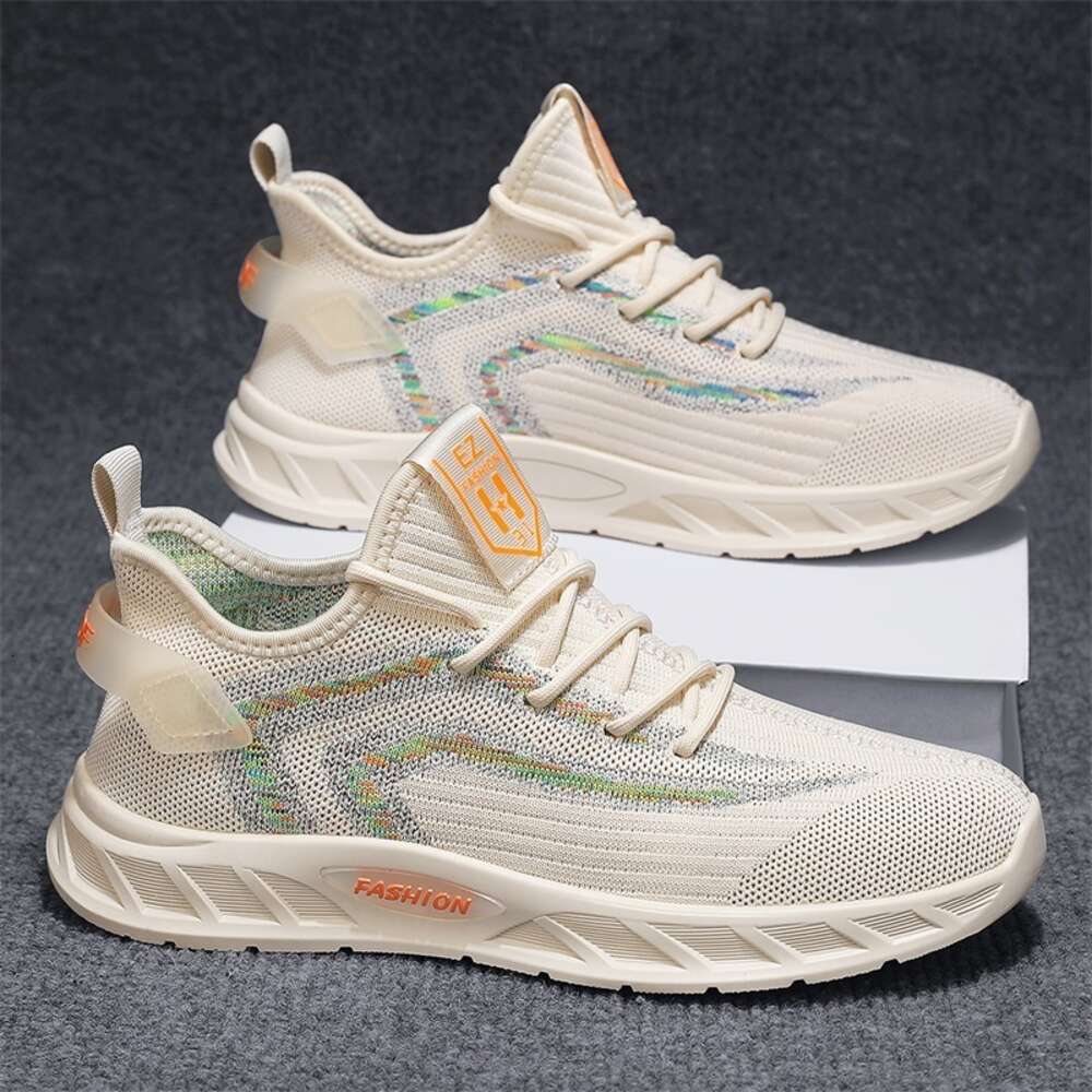 90 Four Seasons Leisure in Special Offer Store, Flying Weaving Men's Shoes