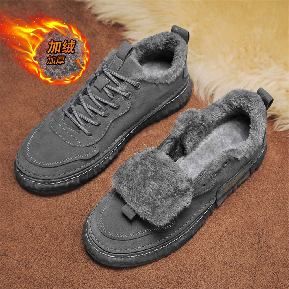 201 Winter leather men's cotton shoes, and boots at a discount store