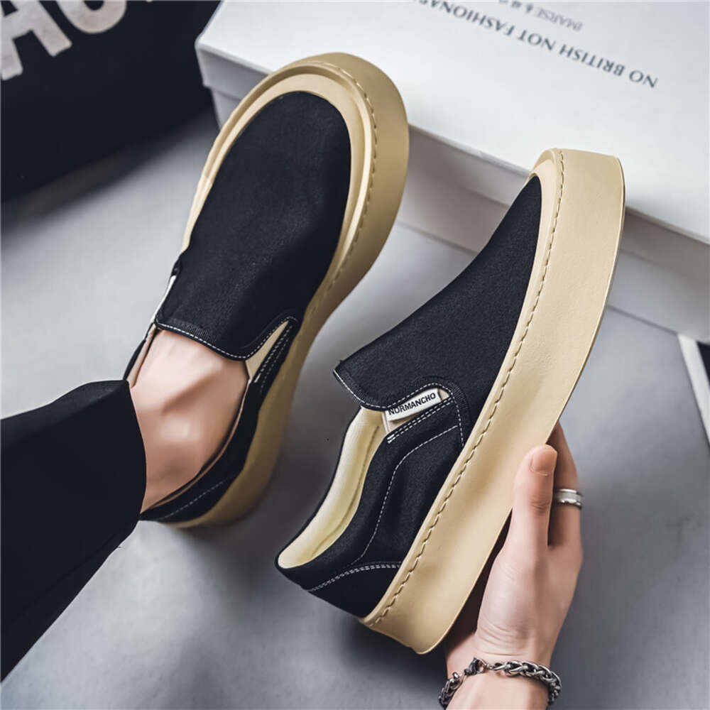 Four Seasons Leisure Cloth Top Men's Shoes in One Step at the Special Offer Store